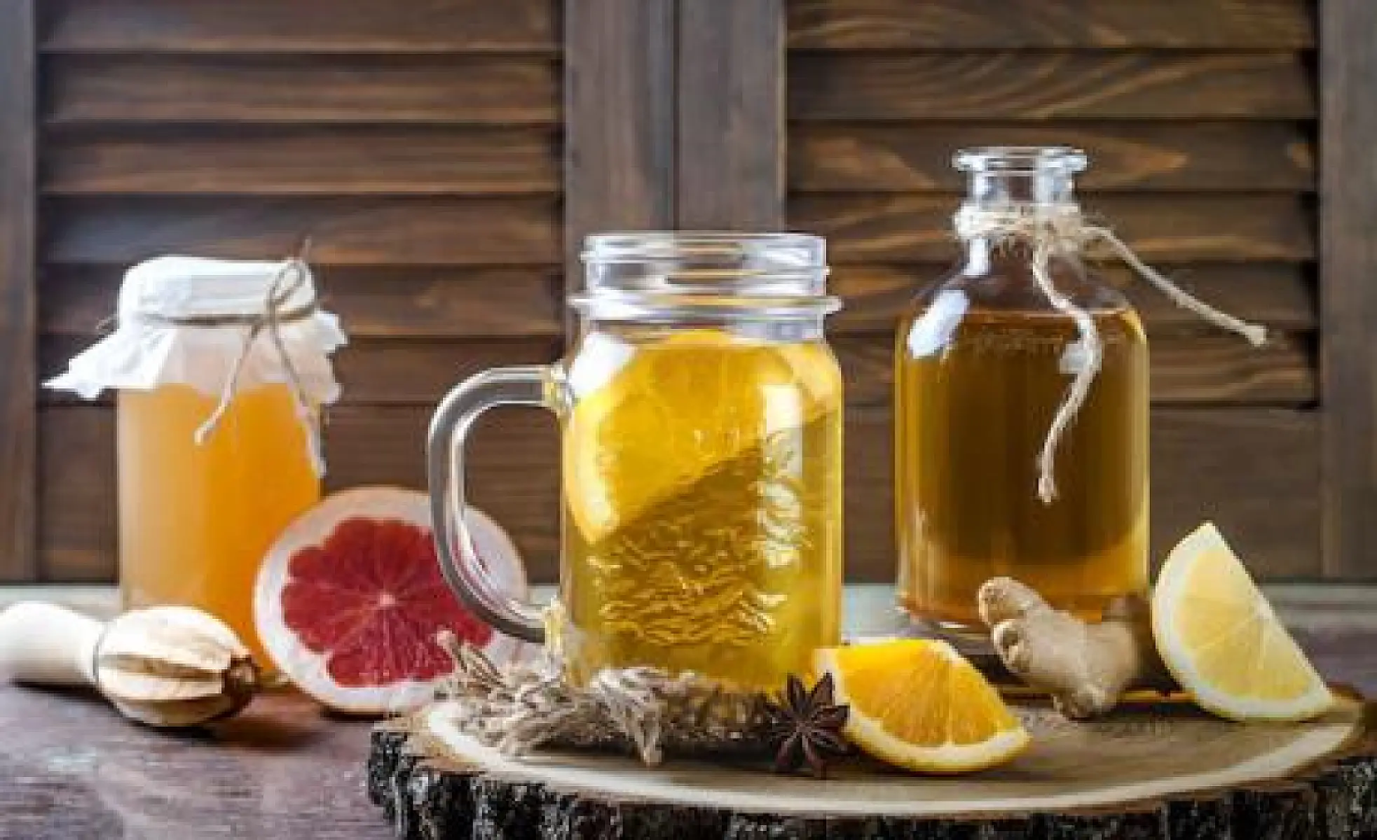 18 Healthy Reasons to Sip Kombucha