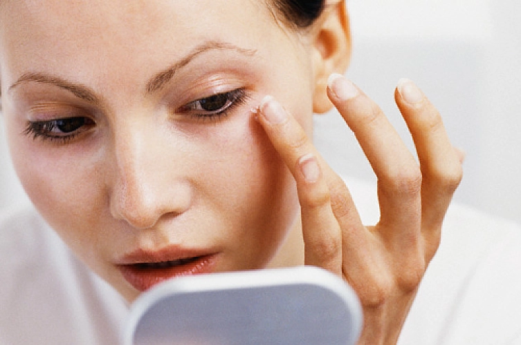 Are Natural Treatments for Common Warts Better Than Conventional Treatments?