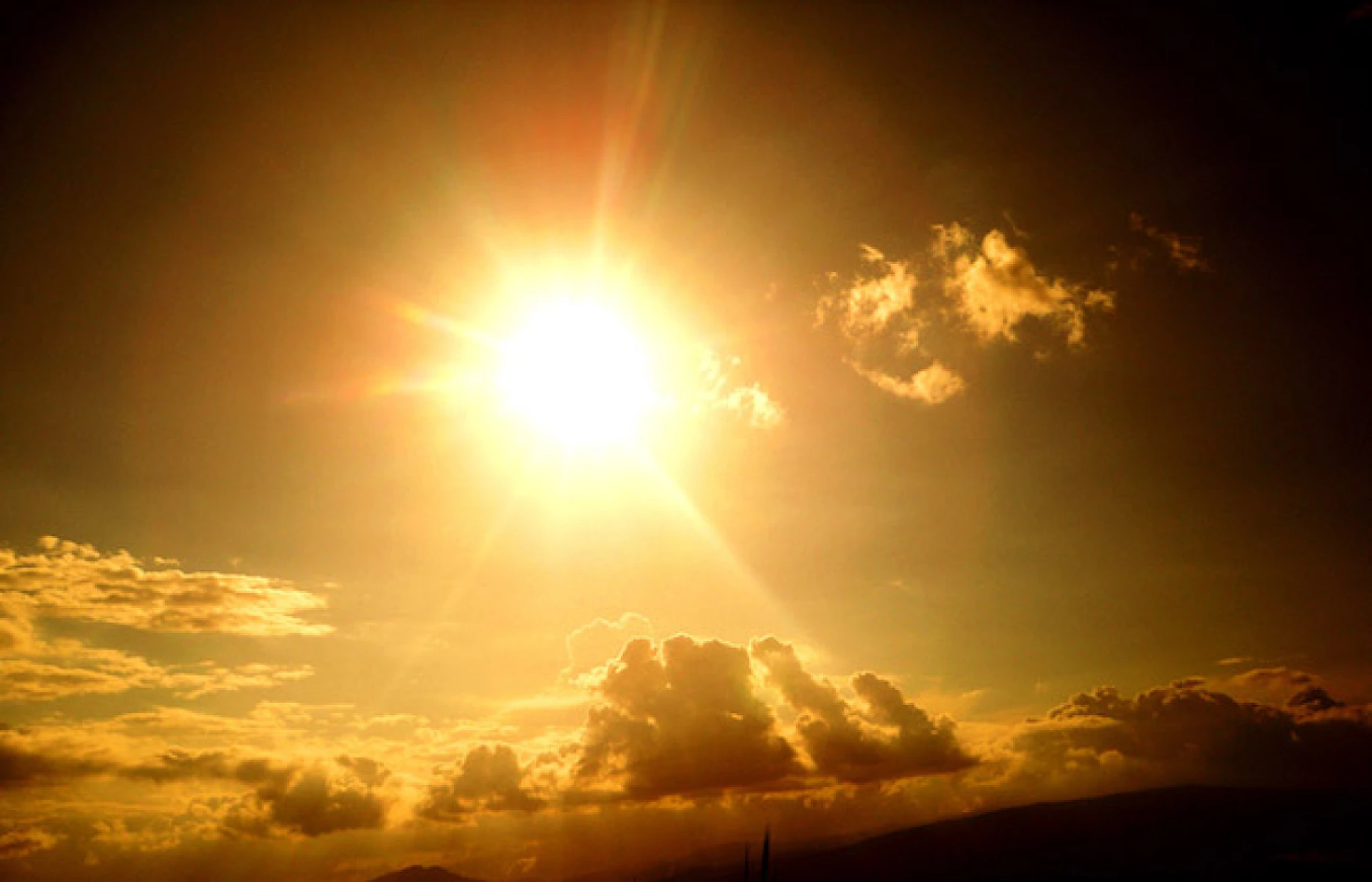  New Study Shows Avoiding Sun Exposure Is As Dangerous As Smoking