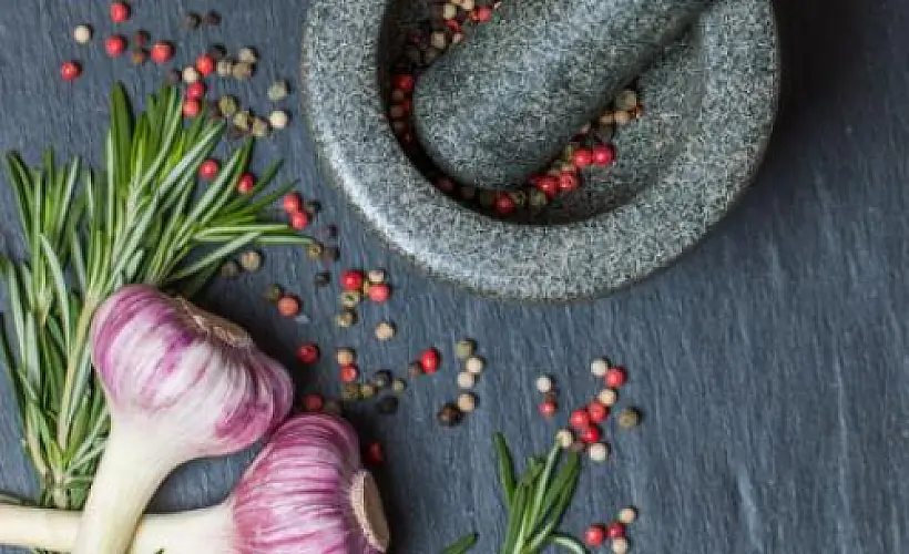 Popular Kitchen Remedy Puts Antibiotic To Shame, Research Reveals