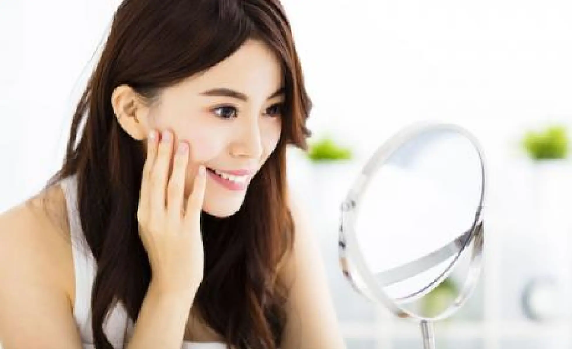 A Different Look at Your Skin: a root-cause approach for clear glowing skin