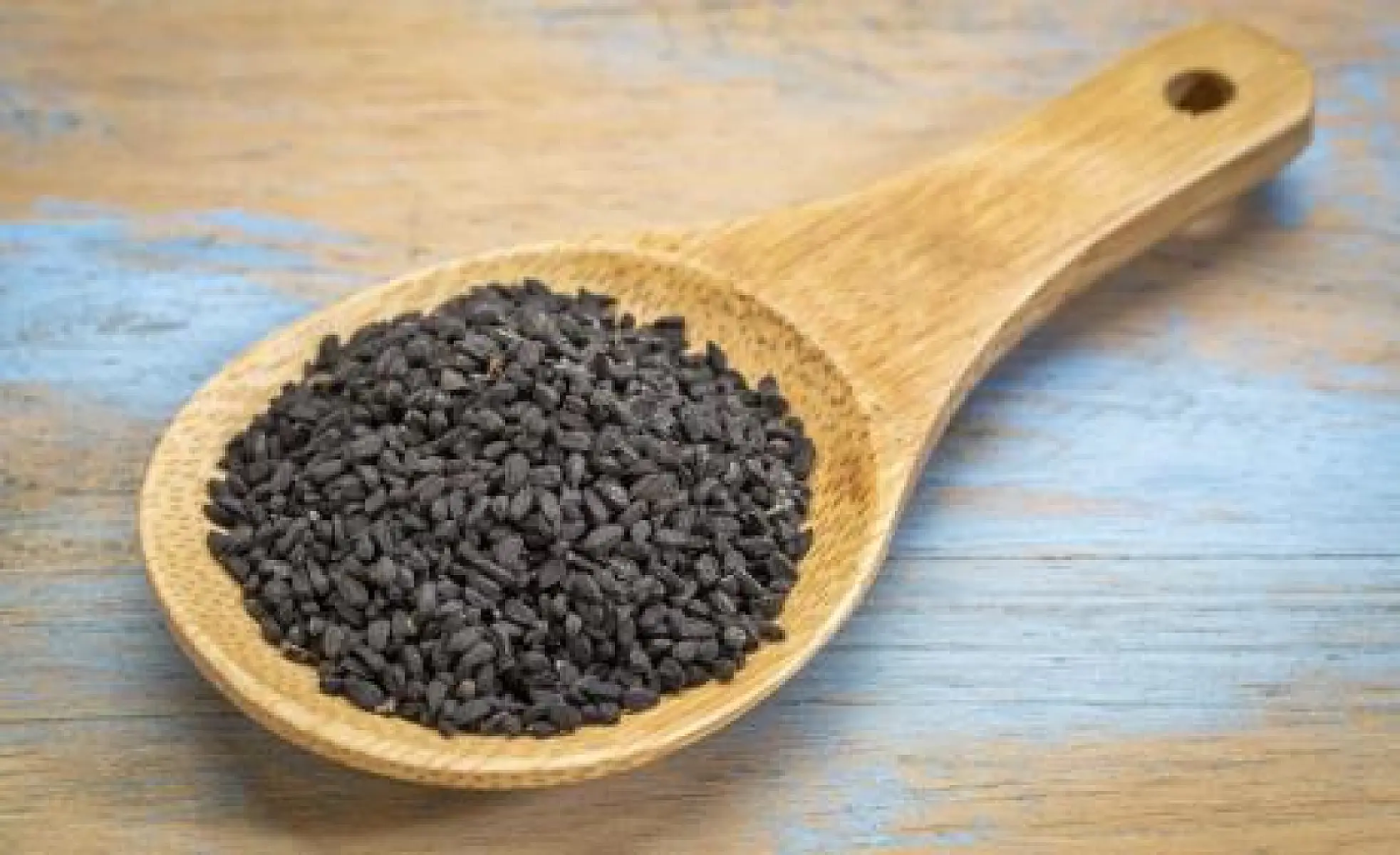 Black Seed May Treat Hypothyroidism (Hashimoto's Disease), Clinical Trial Reveals