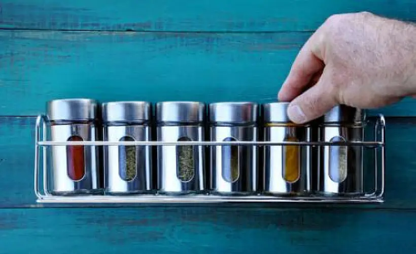 3 Common Kitchen Herbs and Spices for Anxiety and Depression