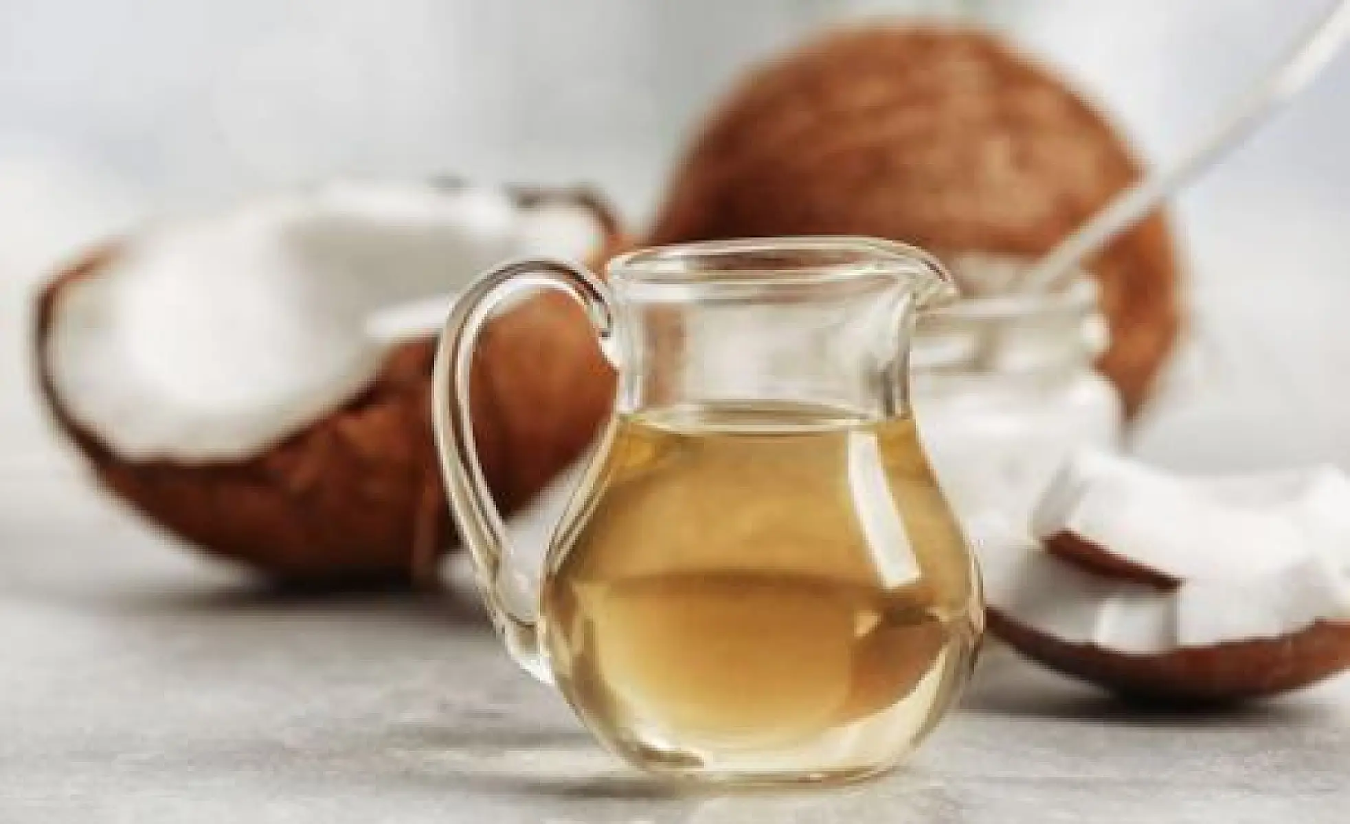 14 Evidence-Based Medicinal Properties of Coconut Oil