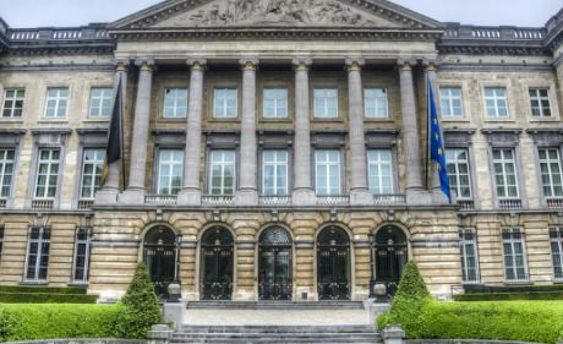 Brussels Becomes First Major City to Halt 5G Due to Health Effects