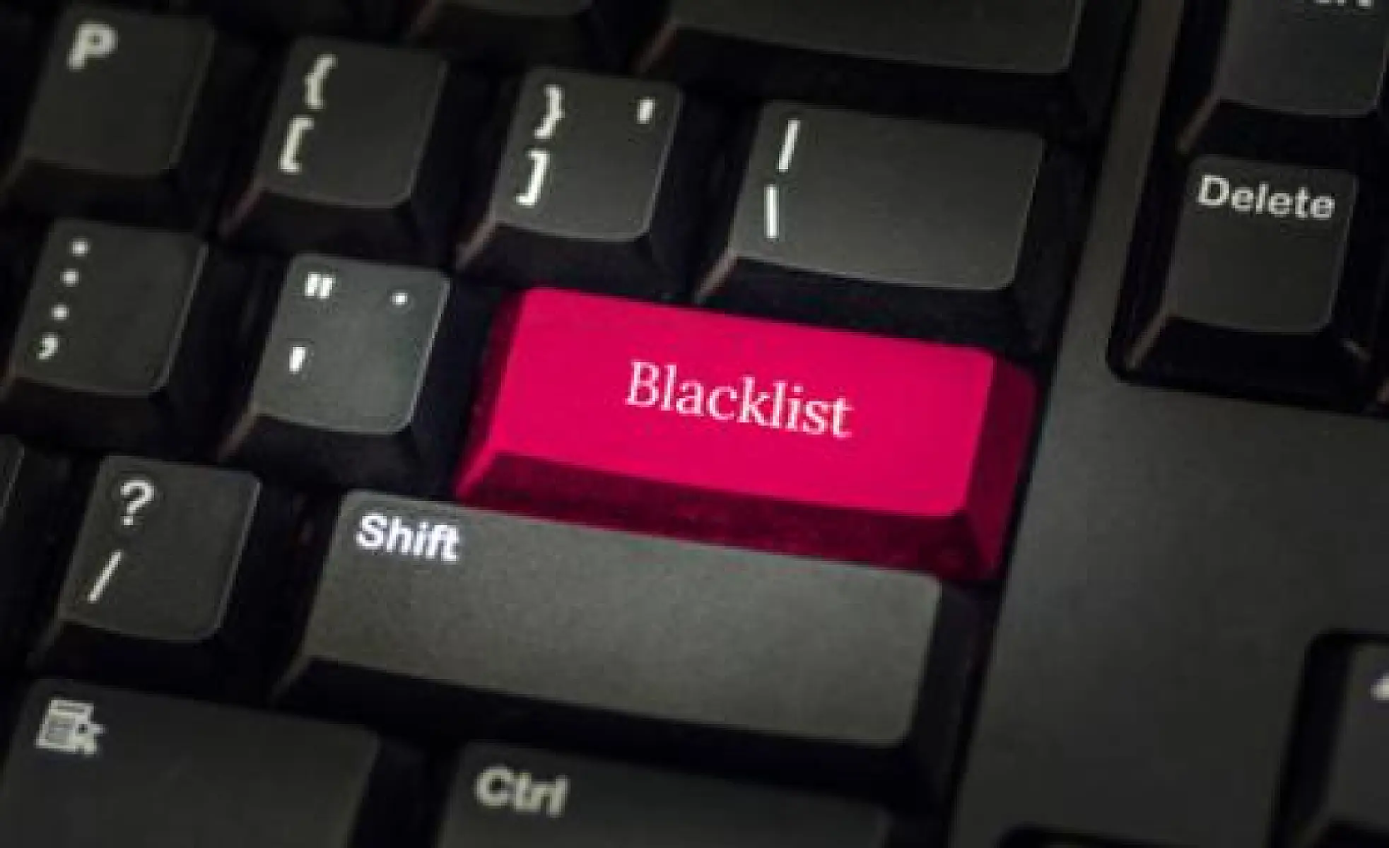 Freedom to Dissent and the New Blacklist in America