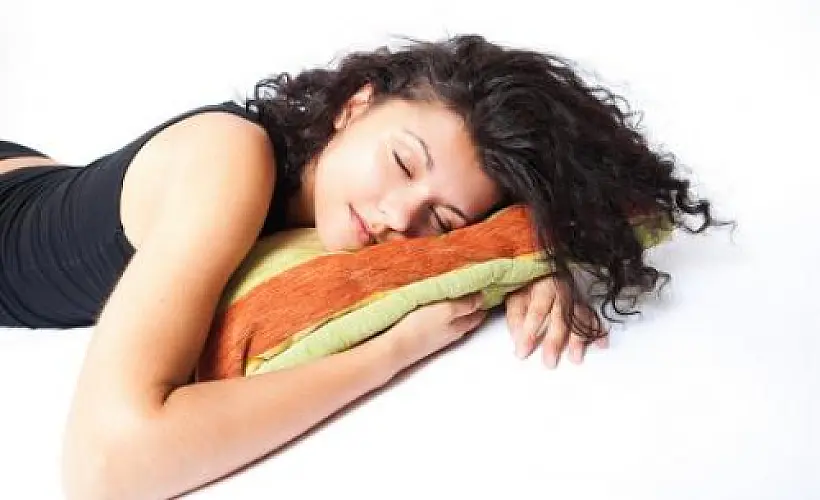 7 Ways Melatonin Acts as a Breast Cancer Inhibitor