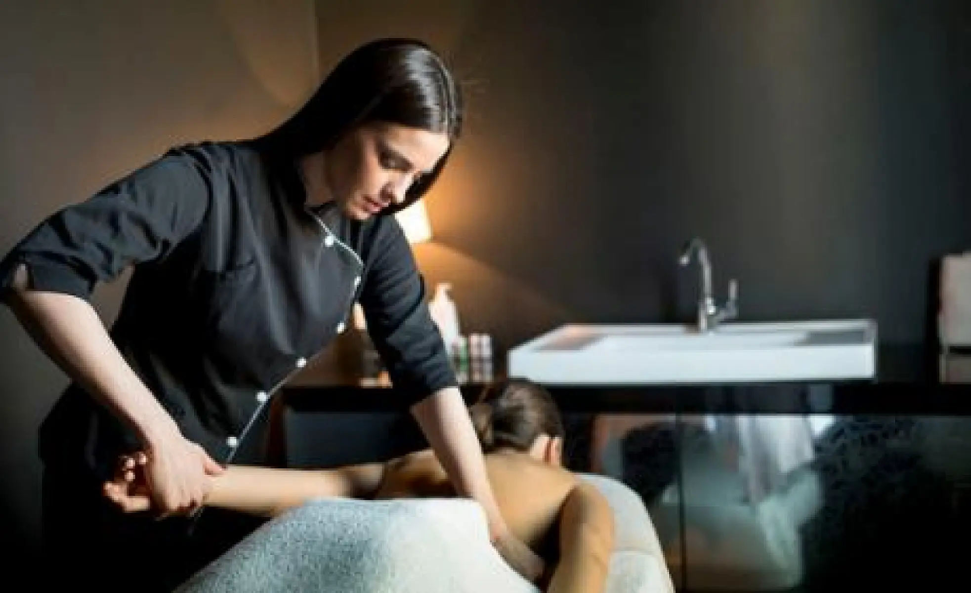 Massage Therapy’s Top 10 Benefits 