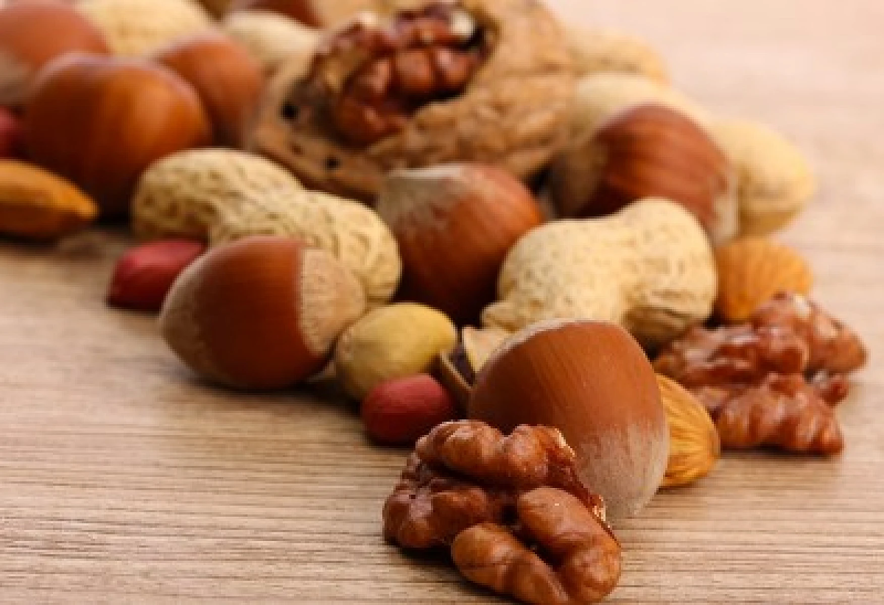Eating More Antioxidant-Rich Nuts Improves Heart Health