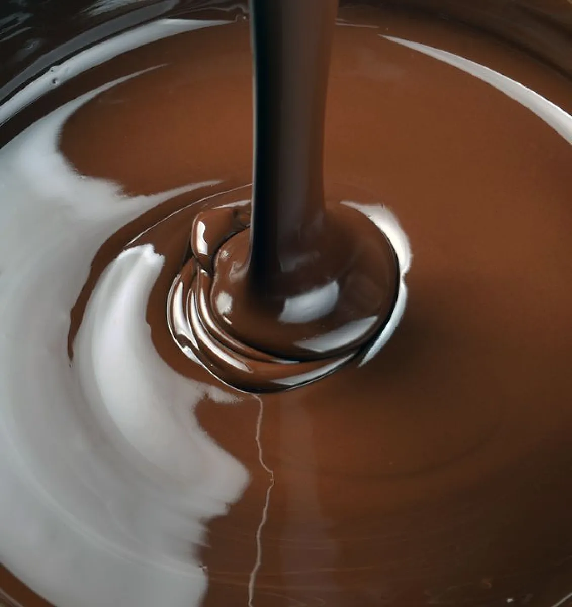 Myth-Melting Study Finds Chocolate Burns Belly Fat, Improves Cholesterol