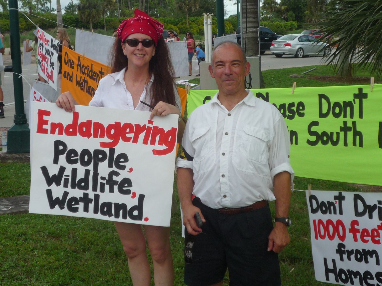 Groups March on Governor Scott's Home to Demand Shut Down of Everglades Oil Drilling and Fracking and Urge Scott to Fix Water Problems in Florida