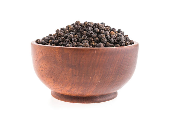 5 Common Kitchen Herbs and Spices for Weight Loss