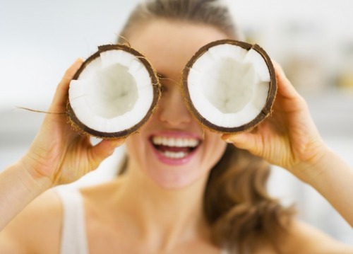 The 50 Latest Coconut Oil Benefits Backed by Science
