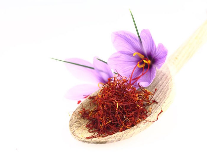 3 Common Kitchen Herbs and Spices for Anxiety and Depression
